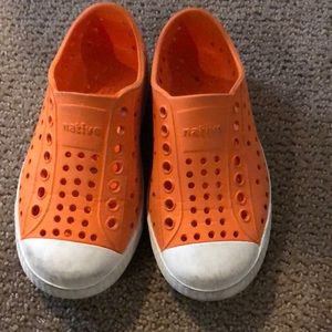 Native Jefferson Shoes size 9